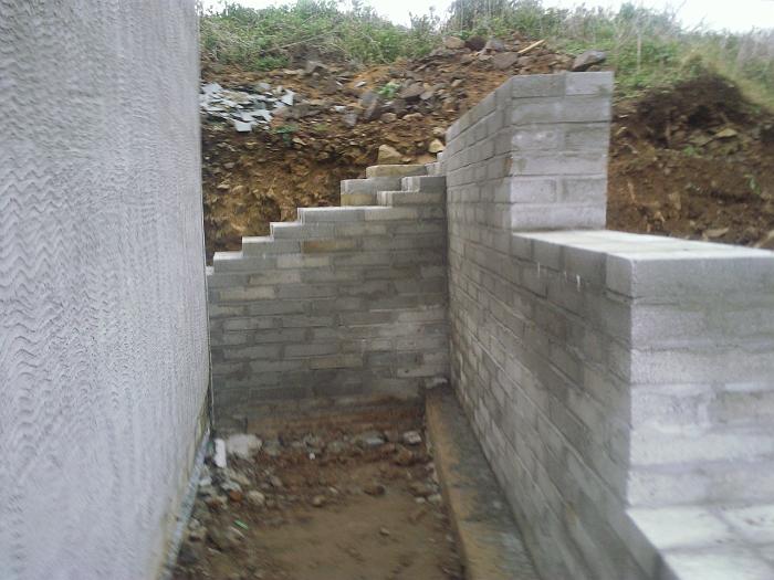 15 Retaining Wall & Cess Tank (26)
